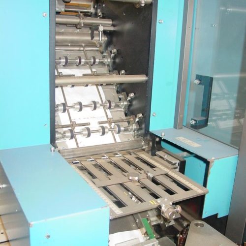 MGS MCM500 Glue S/S 1/2 in – 2.75 in Pitch Cartoner with GUK Leaflet Feeder System