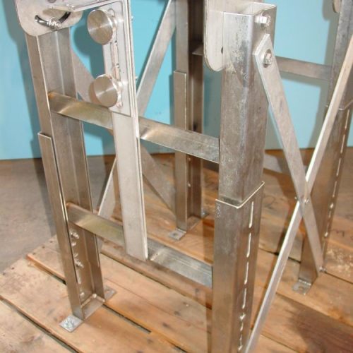 National Instrument 4 Head Piston Table Top Filler