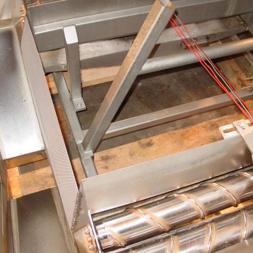 Heat and Control Dual Feeder Twin Screw Potato Metering System