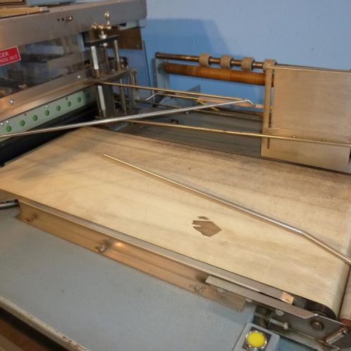 Shanklin Model A27A Automatic L Bar Sealer with T7XL Shrink Tunnel