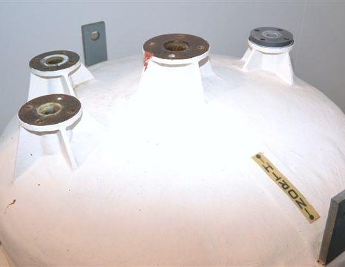 400 Gallon Ershigs Fiberglass Dish Top and Bottom Vertical Tank