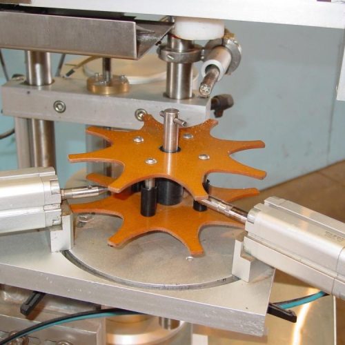 E D T Model 200TB Neck Bander Shrink Sleever