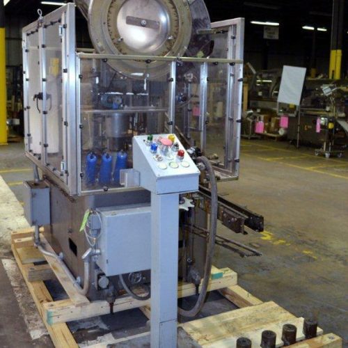 Resina Model U40211 (8) Quill Automatic Inline Screw Capper