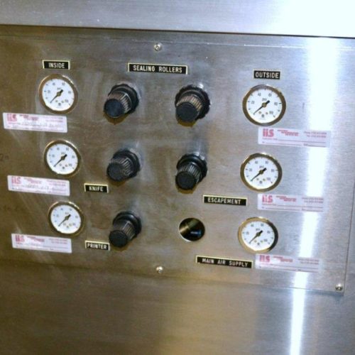 WrapAde Model TT4 Vertical Strip Packager w/6 tablets or capsule hoppers