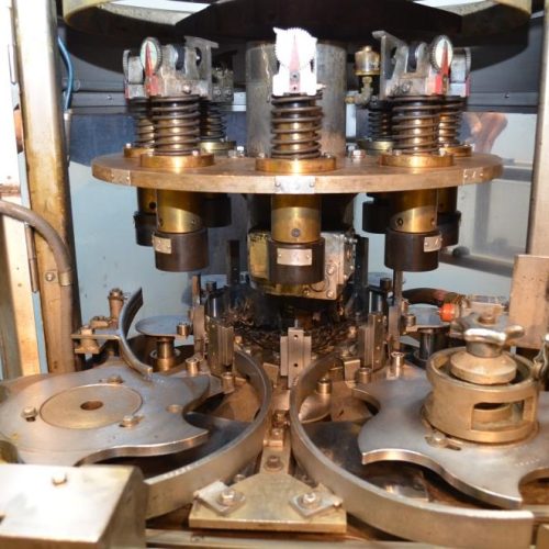 Nalbach Model 8HBC 8 Head Rotary 240 CPM Cap Crimper