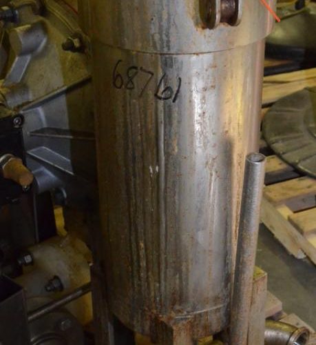 21 in L x 9 in Dia 316 S/S Filter Housing with 2 in Dia Tri Clamp Inlet