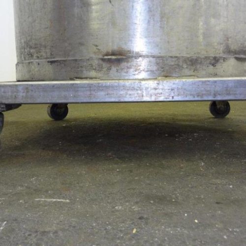 150 Gallon S/S Single Wall Vertical Portable Tote