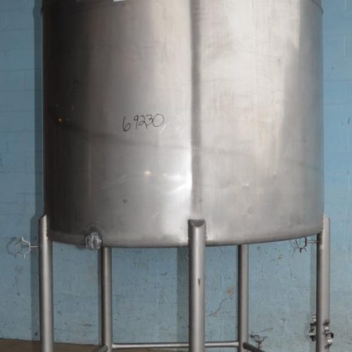 1,000 Gallon Mueller S/S Vertical Single Wall Top Mounted Sweep Agitated Tank