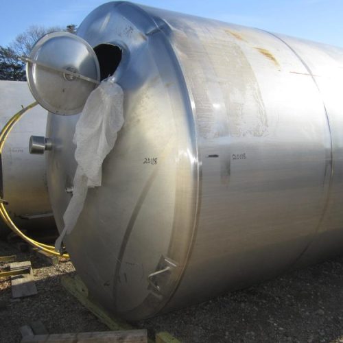 5,000 Gallon Feldmeier S/S Vertical Jacketed Turbine Agitated Tank