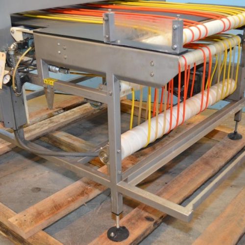 Loma Model IQ2 46 in x 1 1/8 in Aperture Banjo Belt Retracting Reject Metal Detector