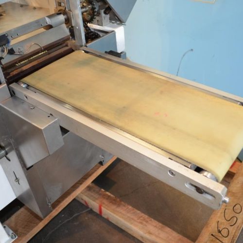 PFM Sierra Flow Through 9 in W Fin Seal Registered Film Wrapper
