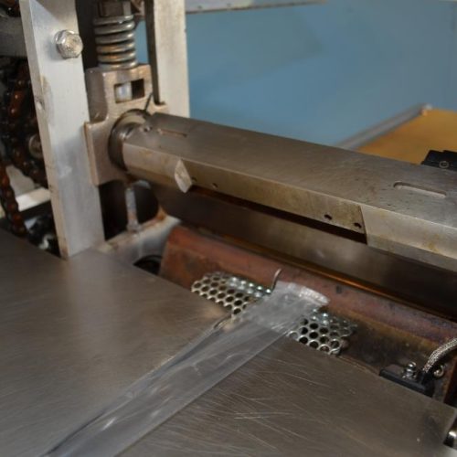 PFM Sierra Flow Through 9 in W Fin Seal Registered Film Wrapper