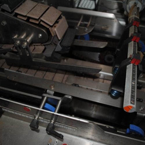 Jones Wraptor Continuous Motion 150 CPM S/S Wrap Tuck/Lock Style Sleever