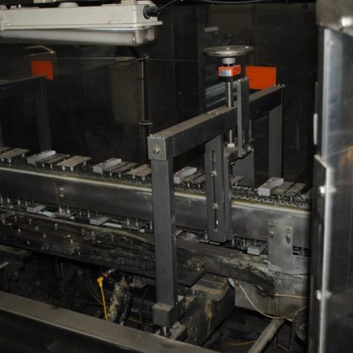 Adco Model 12WA125WD 11 in Pitch S/S 125 CPM Horizontal Hot Glue Wraparound Sleever