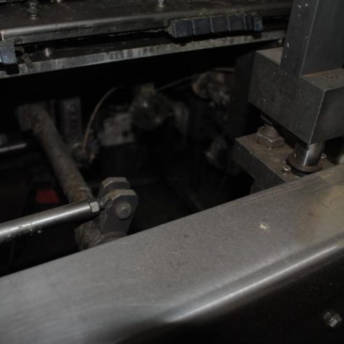 Adco Model 12WA125WD 11 in Pitch S/S 125 CPM Horizontal Hot Glue Wraparound Sleever