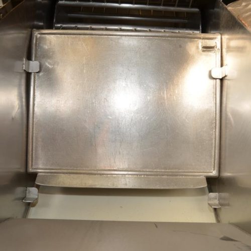 Pizzamatic S/S 24 in Wide Banjo Belt Cheese Waterfall Topping Applicator