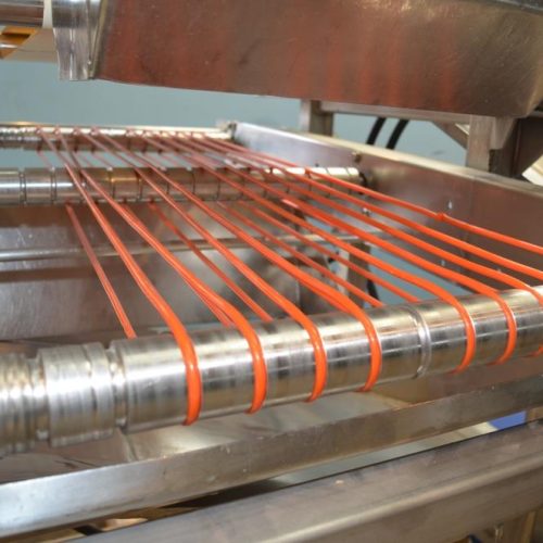 Pizzamatic S/S 24 in Wide Banjo Belt Cheese Waterfall Topping Applicator