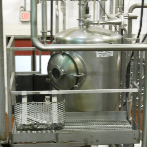 200 Gallon S/S Vertical Deaerator Pressure Tank