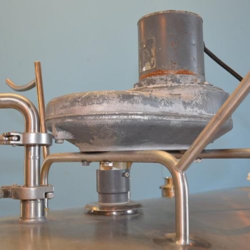 600 Gallon DeLaval ET600 S/S Horizontal Prop Agitated Refrigerated Tank