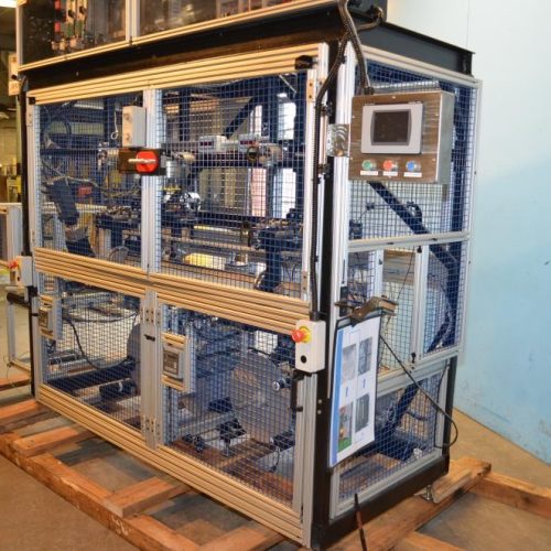 Quadrel Model Q55 High Speed Bottom Labeler with Redundant Heads and Unwinder