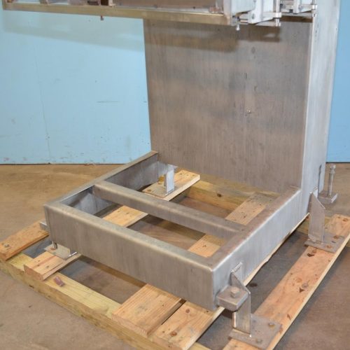 Pack West Model Auto120 (6) Quill 200 CPM Inline Spindle Capper