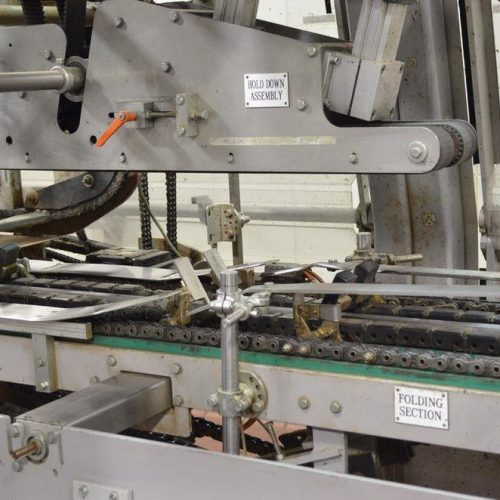 KHS Kisters Model WP050V Automatic Tray Packer with SFT model VWS Synchro Laner