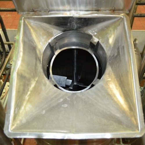 600 Gallon Lee Model 550SS S/S Vertical Agitated Mix Tank