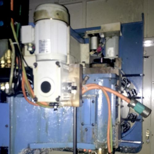 Hyundai Model SPT500D Vertical CNC Machining Center