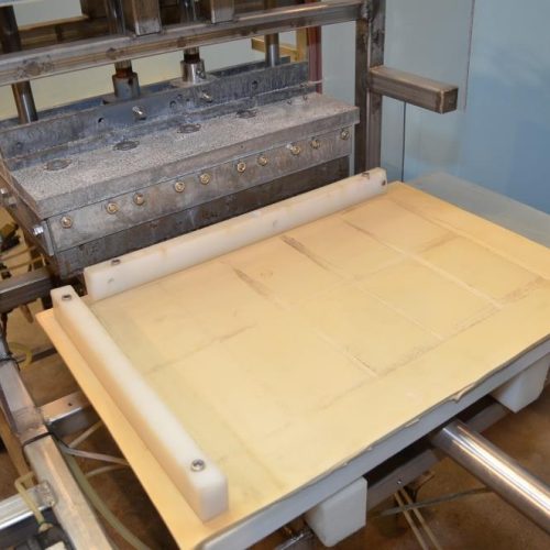 Dual Sided Semi Auto Pneumatic Sheet Pan Portion Cutter