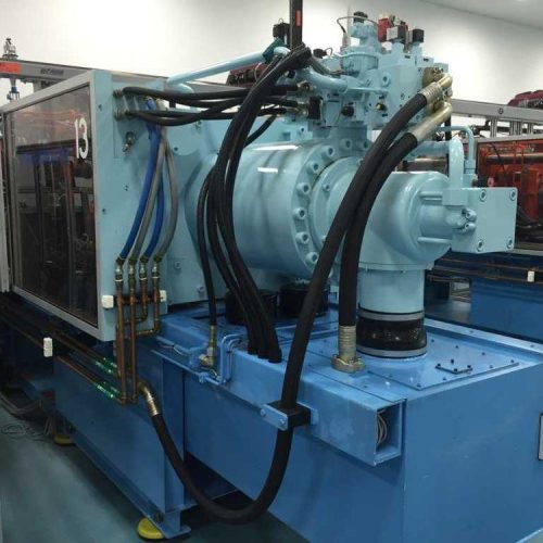 Krauss Maffei Model 2801200B2 310 Ton Injection Molding Machine