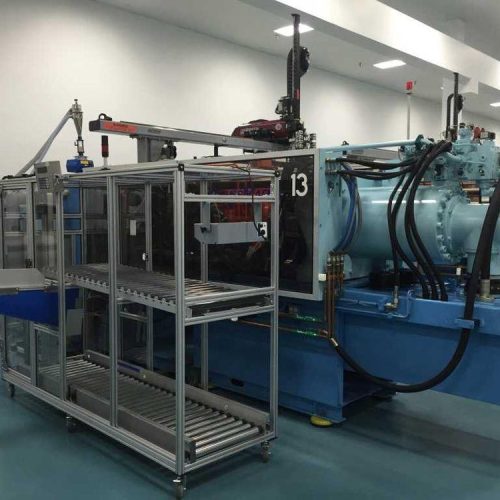 Krauss Maffei Model 2801200B2 310 Ton Injection Molding Machine