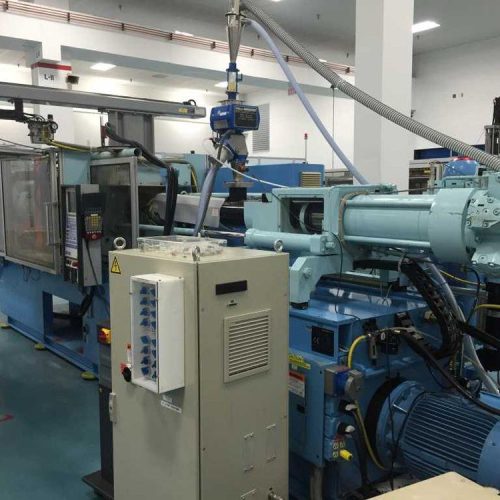 Krauss Maffei Model 2801200B2 310 Ton Injection Molding Machine