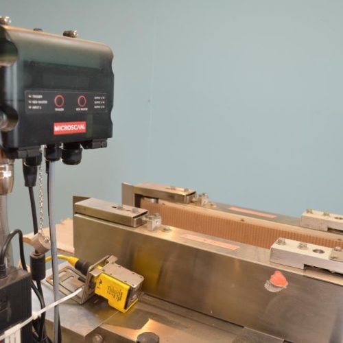 Shanklin Model HS1H Hi-Speed Automatic Shrink Wrapper with 22 in L Heat Shrink Tunnel