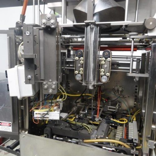 Pacmac Model 9500 Vertical FFS Zipper Slider Bowl Feeder and Zipper Spool