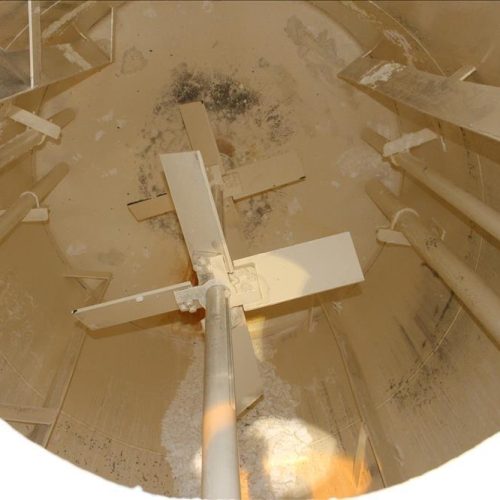 1,800 Gallon Kennedy Tank C/S Vertical Turnine Agitated Mix Tank