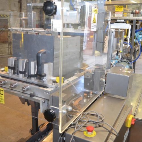 Combi Model DP200 Auto Drop Packer with Oscillating Infeed and E-2500 RH Case Erector