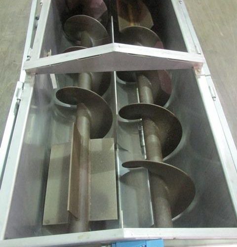 Anderson Dahlen 27 Cu Ft S/S Trough 12 in Dia C/S Screw Twin Screw Mixer