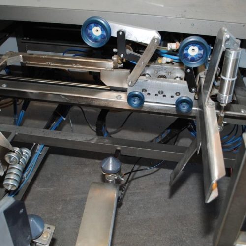 Combi Model 2EZPLUS 12 CPM Case Erector with 3 in W Bottom Tape Head