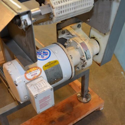 Twin Head Loma IQ2 13 3/4 in W x 2 7/8 in H Aperture S/S Metal Detectors with Reject