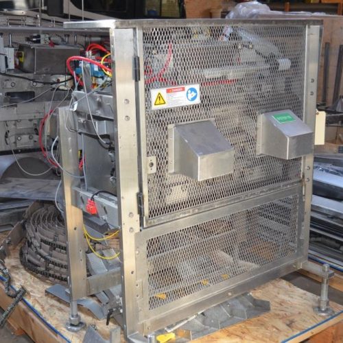 Winpak Model WP32 Eight Lane Vertical Form Fill and Seal USDA Liquid Pouch Machine