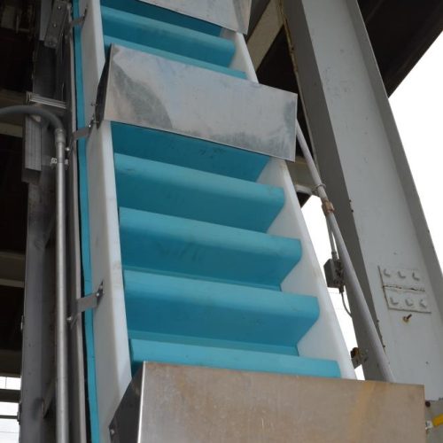 AC Horn S/S Frame 24 in W Rubber Belt Sanitary Scoop 19 Ft Discharge Incline Conveyor