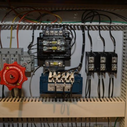 Perfect Score 48 in W Multi Axis High Pressure Slitter Conveyor with (25) Nozzles