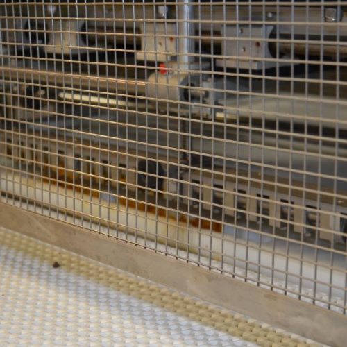 Perfect Score 48 in W Multi Axis High Pressure Slitter Conveyor with (25) Nozzles
