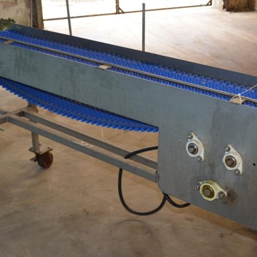 12 in W x 138 in L Plastic Interlocking Chain Bi-Directional Conveyor with S/S Frame