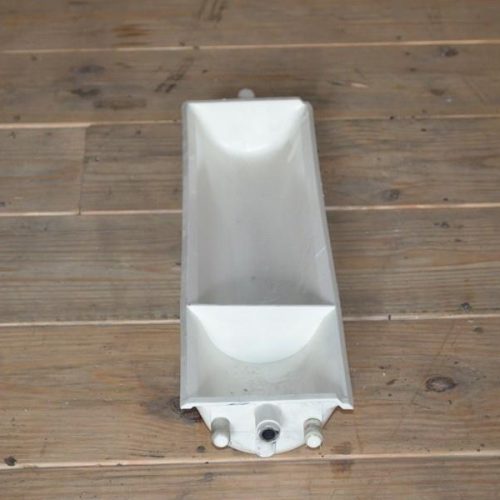 (111) Meyer Model 62-C-24 Plastic 24 in x 5-3/4 in x 2-3/4 in Bucket Elevator Buckets