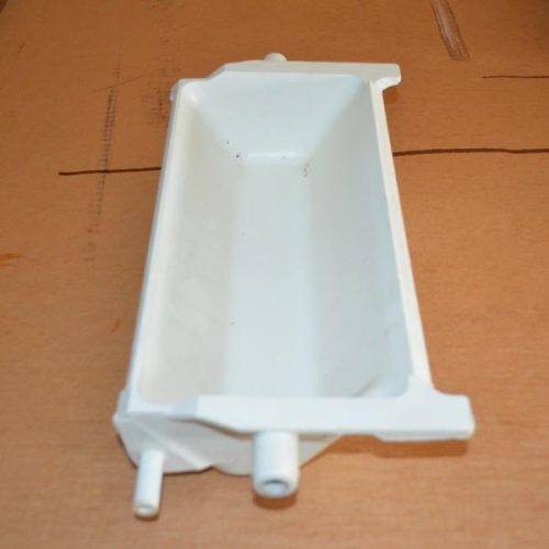 (352) Meyer Model 62-S-12 Plastic 12 in x 5-1/2 in x 3 in Bucket Elevator Buckets