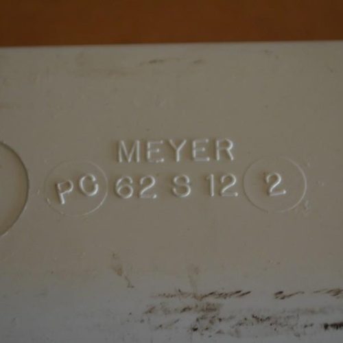 (352) Meyer Model 62-S-12 Plastic 12 in x 5-1/2 in x 3 in Bucket Elevator Buckets