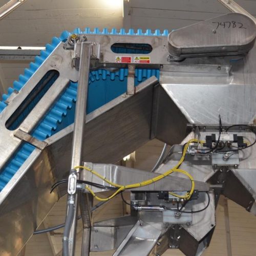 Sanitary Rubber Cleated Synchronized Side 17 in W x 13 Ft H Z-Shaped Incline Conveyor