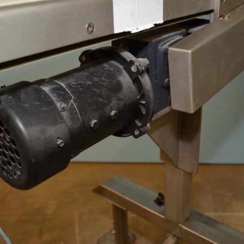 Ross Industries Model VSC66 6 in W x 75 in L Powered Vinyl Flat Belt Conveyor