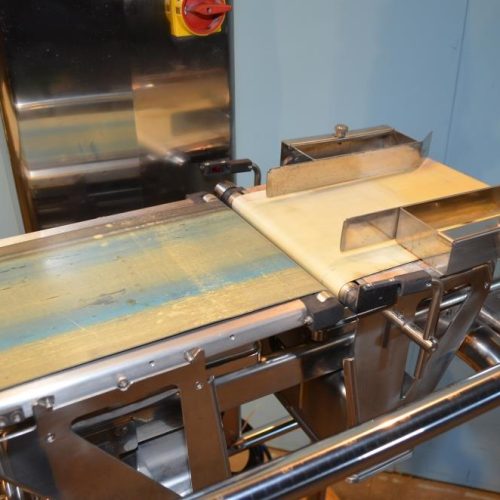 Ishida Model DACSGF03023SSIH, 3,000 Gram, 340 ppm S/S Belt Checkweigher